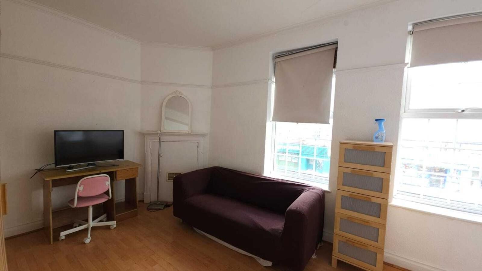 London Edgware Station Apartment Camera foto