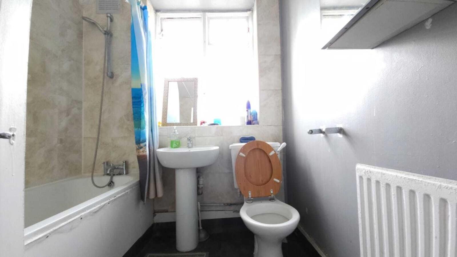 London Edgware Station Apartment Camera foto