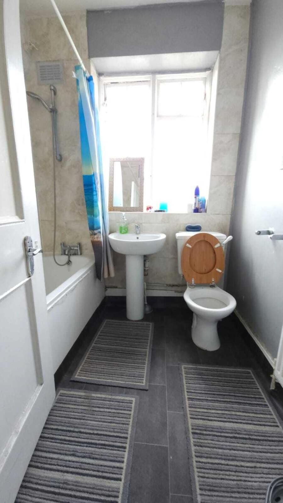 London Edgware Station Apartment Camera foto